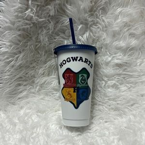 Harry Potter Hogwarts Tumbler w/ Straw